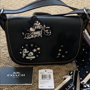 👜Coach Disney Mickey Mouse Crossbody Mini Bag